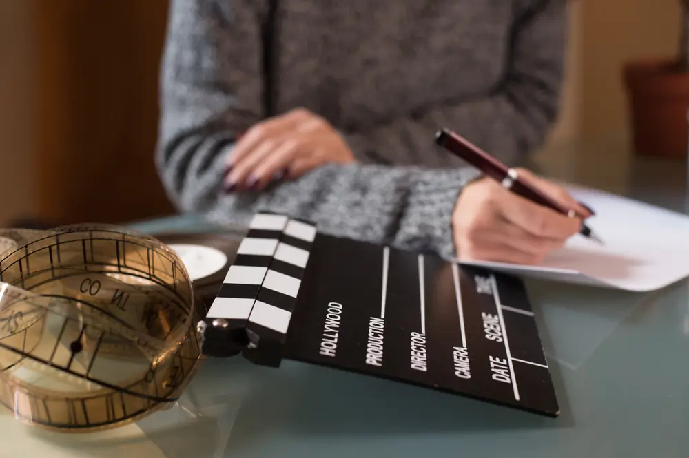 How to Introduce Characters in a Screenplay? – Examples & Tips
