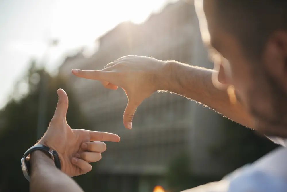 How to Compose a Shot in Film – A Definitive Guide